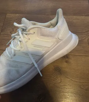 Adidas sneakers thumbnail 3