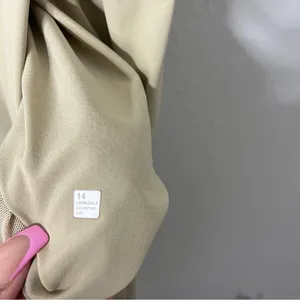 Lululemon‎ Stretch High Rise Crop 23" Trench Tan Pants Womens Size 14 thumbnail 6