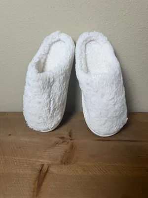 Nordic Peace Slippers Super Soft Size 40-41 Men's 7.5 Women's 9.5-10 NEW thumbnail 3