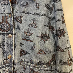 Vintage Chico’s Design‎ 90s Boho Embroidered & Beaded Blue Denim Jacket Size M thumbnail 4