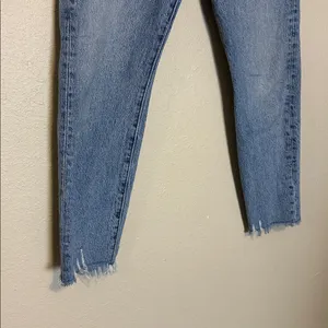 Levi's Wedgie Icon Fit Ankle Jeans Medium Wash Size 28‎ thumbnail 6