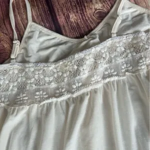 Women’s POL Off White Lace Mini Dress V-Nevk Size L thumbnail 4