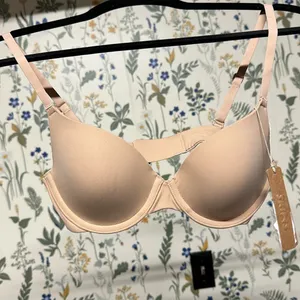 SKIMS Fits Everybody T-Shirt Demi Bra Clay‎ BR-UWR-2294 size 32B Clay thumbnail 3