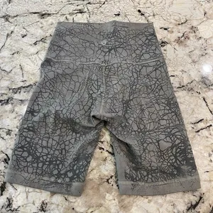 Lululemon Wunder Train High-Rise Short 8" Thread‎ Dye Rover Black thumbnail 5
