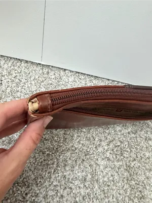 Vintage 1990s Stone Mountain Brown Two-Tone Faux Leather 9" Wristlet Clutch thumbnail 8