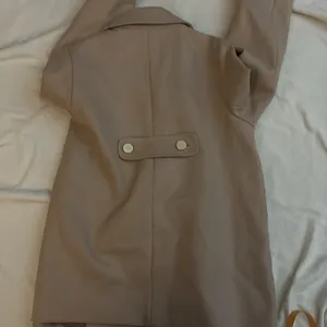 Women’s small GAP pea coat with gold buttons thumbnail 13