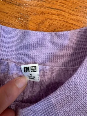 Uniqlo 100% Wool Ribbed Mock Neck Knit Top Lavender Purple Size Medium thumbnail 2