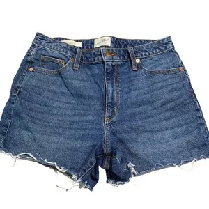 Universal Thread Vintage Midi Jean Shorts Womens 10 Cut Off Distressed Denim thumbnail 2