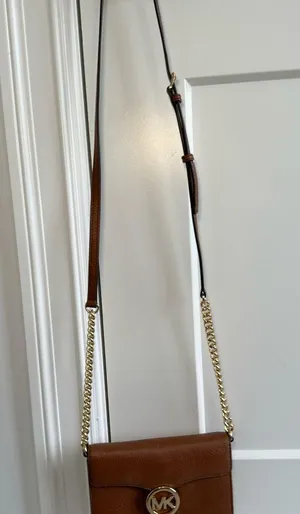 Michael kors wallet on chain thumbnail 5