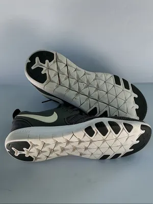 Nike Women's Black and White Sneakers with Green Inner Lining thumbnail 7