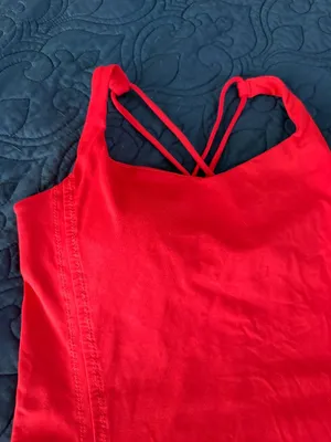 LULULEMON Free To Be Tank in Love Red colorway Size 6 thumbnail 4