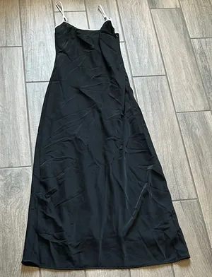 Elegant Black Maxi Dress thumbnail 1