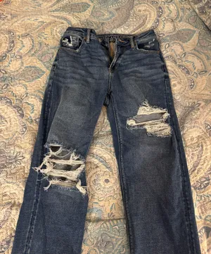 American Eagle mom straight jeans thumbnail 1