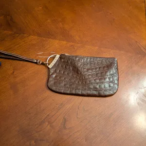 Prune Leather Wristlet Brown thumbnail 2
