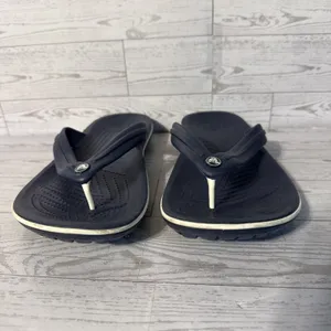 Crocs Classic II Flip Flop Navy Blue Unisex Sandals Size Men 7 Women 9 206119 thumbnail 2