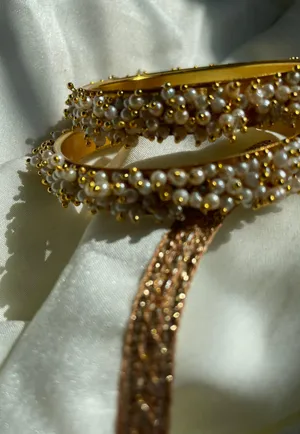 Bangle Bracelets Gold thumbnail 9
