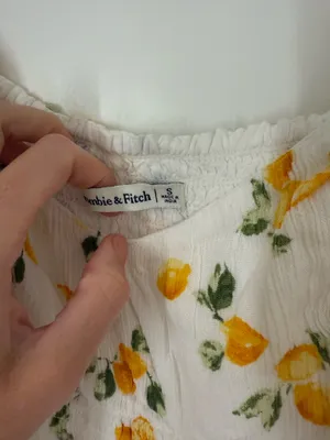 Abercrombie & Fitch Top thumbnail 3
