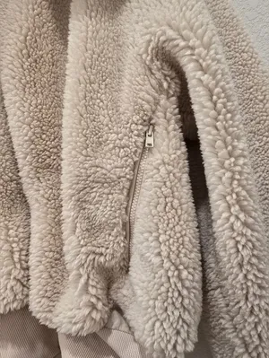 Alo Yoga Foxy Sherpa Jacket - Bone XS thumbnail 6