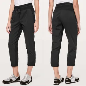 Lululemon‎ Dance Studio Crop 25" Cinchable Hem Mid-Rise Pants in Black Size 2 thumbnail 8
