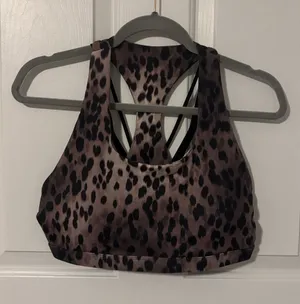 Fabletics Sportsbra thumbnail 1