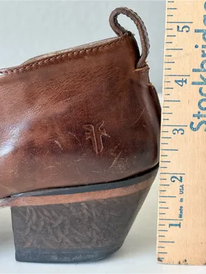 Frye Poined Toe Ankle Boots Brown Leather Western Block Heels Women’s Size 8 B thumbnail 11