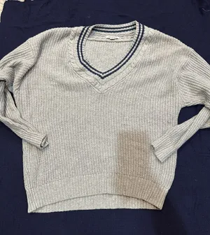 American Eagle Outfitters Gray Knit Sweater with Navy Stripe thumbnail 1