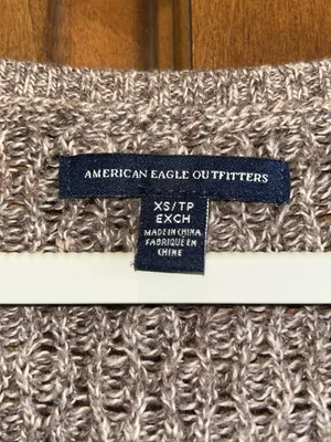 🌸American Eagle Outfitters Women's Cable Knit Sweater V-Neck Grey XSMALL thumbnail 7