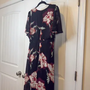 Luxology Women Black Floral Wrap Maxi‎ Dress Flutter Sleeve High Low Hem Wedding thumbnail 8