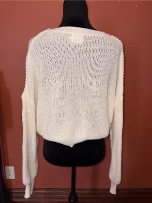 Women's Cream Heart-Appliqué Knit Sweater thumbnail 4