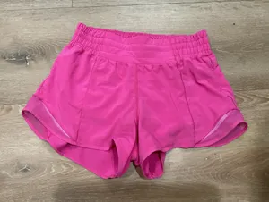 Lululemon Hotty Hot Shorts 2.5" High-Rise thumbnail 1