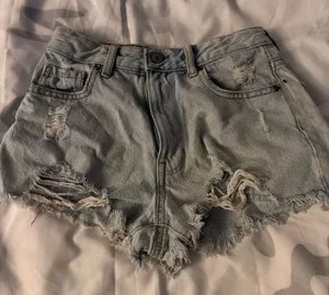 PacSun Jean shorts thumbnail 1