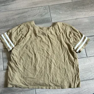 Forever 21 cropped tshirt thumbnail 4