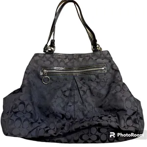 🛍❤️‍🔥 COACH black Signature Monogram Handbag Patent Leather Handle Large Tote thumbnail 1