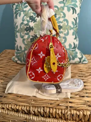 Red handbag thumbnail 4