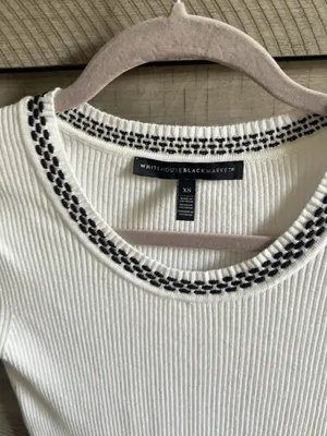 White House Black Market XS Ribbed Knit Contrast Trim Top thumbnail 4