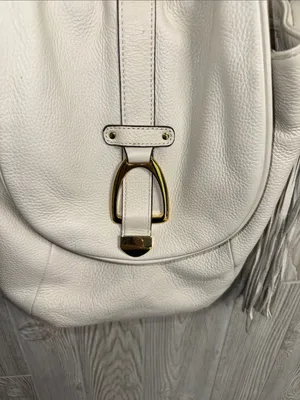 G.I.L.I. White Leather Shoulder Bag with Tassel and Gold Hardware thumbnail 2