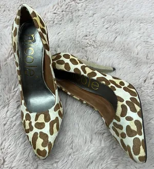 Nicole size 6.5 leather upper animal print heels thumbnail 1