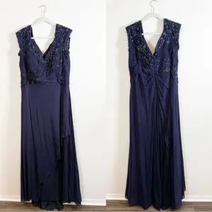 Montage by Mon Cheri Navy Blue Beaded Maxi Dress Formal Gown Size 20W thumbnail 2