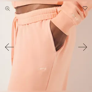 Skims NWT French Terry Low Rise Straight Leg Pant Cantaloupe Size L thumbnail 3