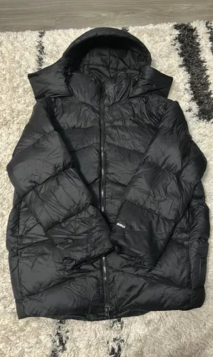 The North Face 550 Puffer Coat thumbnail 1