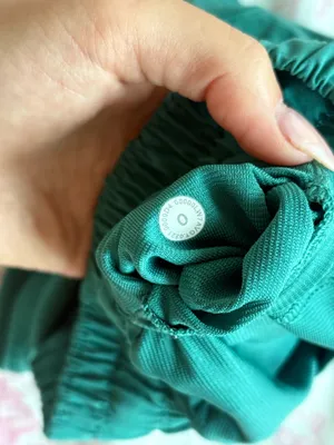 Lululemon Hotty Hot Low Rise Short 4" thumbnail 4