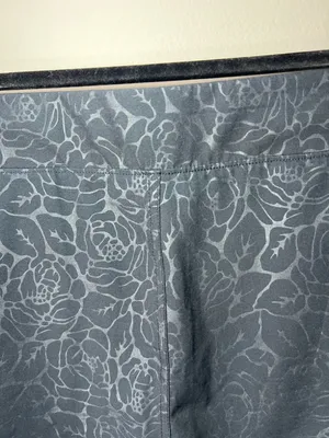 Orvis Travel Skort Skirt Black Rose Embossed Pockets Stretch Athleisure Golf Lg thumbnail 2
