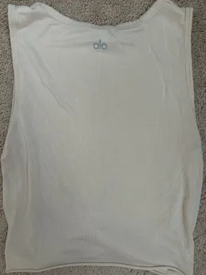 Alo Yoga Top thumbnail 1