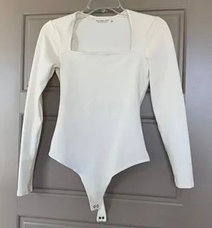 Abercrombie And Fitch Soft A&F Square Neck White Bodysuit Small thumbnail 1