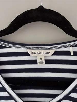 Toad&Co Striped Long Sleeve V-Neck Top Medium Navy Blue White Organic Cotton thumbnail 4