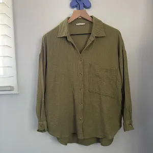 Altard State Small/Medium Olive Green Gauze Like Button Sleeve Shirt Fall Relax thumbnail 5