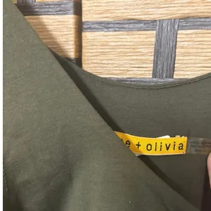 Alice‎ & Olivia Olive And Black Dress Size 2 thumbnail 8
