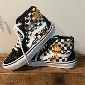 VANS Black and White Checkered High-Top Sneakers/ Skateistan thumbnail 3