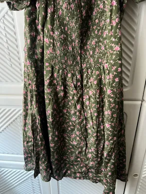 Francesca’s Floral Green Dress thumbnail 9
