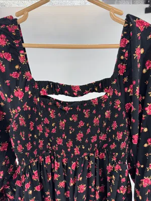 Old Navy Black Long-Sleeve Floral Square-Neck Dress smocked L dark romance thumbnail 10